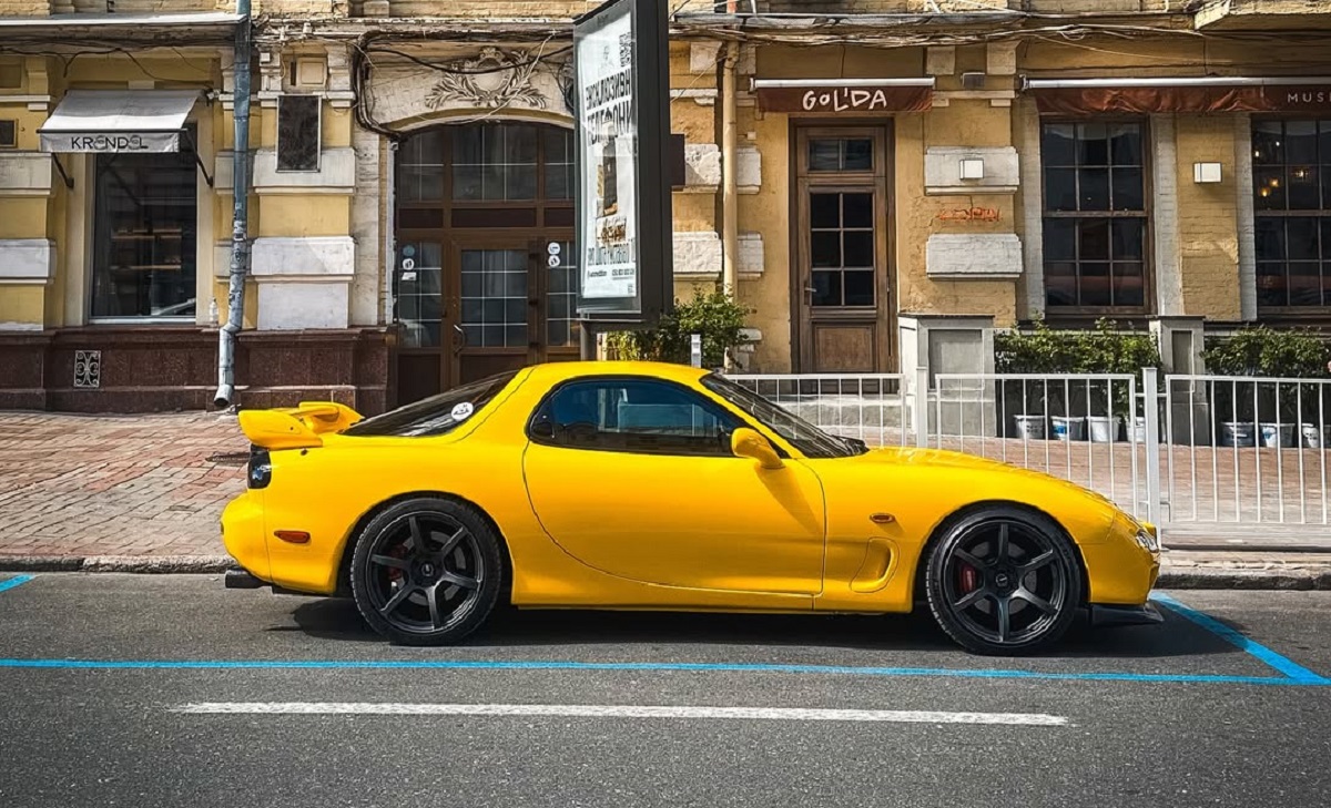 У центрі Києва помітили автомобільну зірку Need For Speed (фото)