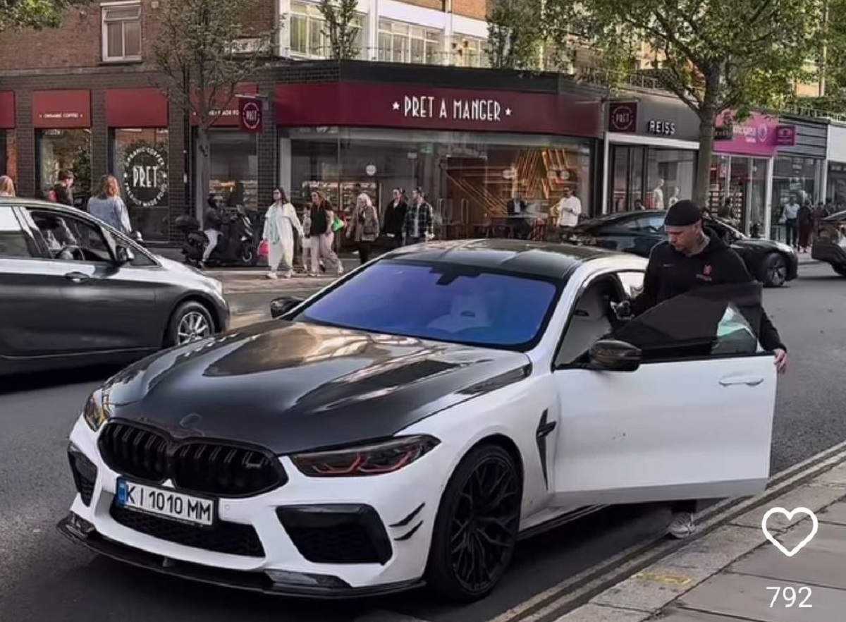 Мудрик засвітився на тюнінгованій BMW M8 під час шопінгу в Лондоні (фото)